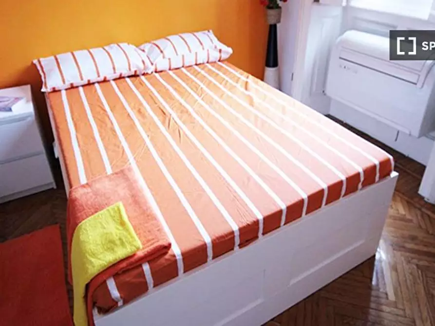 Immagine 3 di Camera condivisa in affitto  in Via Guercino a Milano