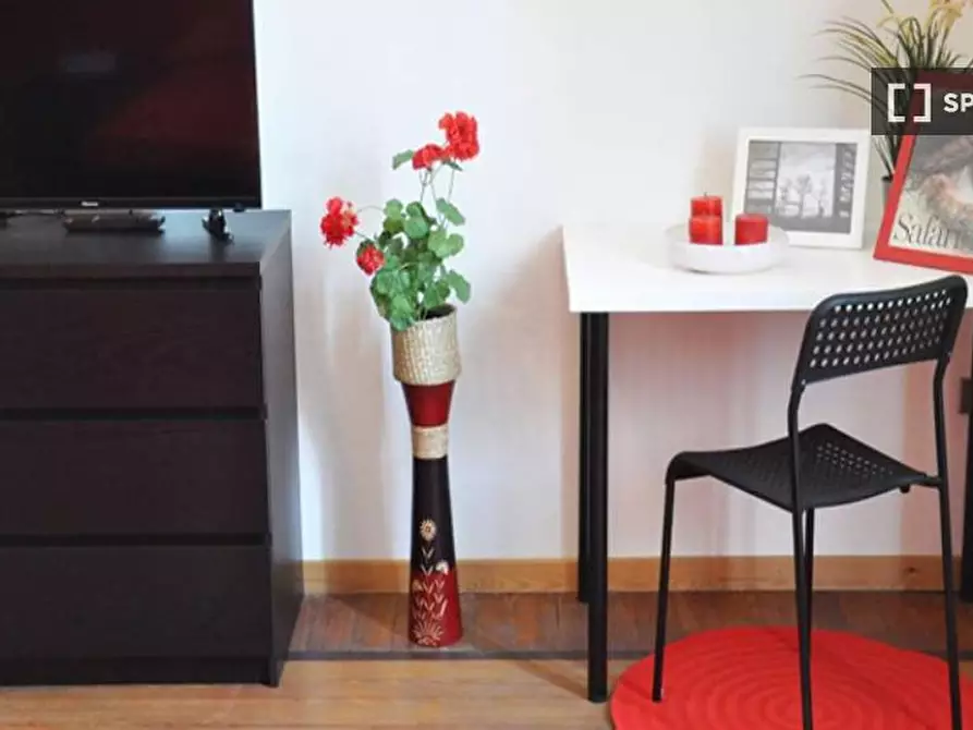 Immagine 8 di Camera condivisa in affitto  in Via Mauro Macchi a Milano