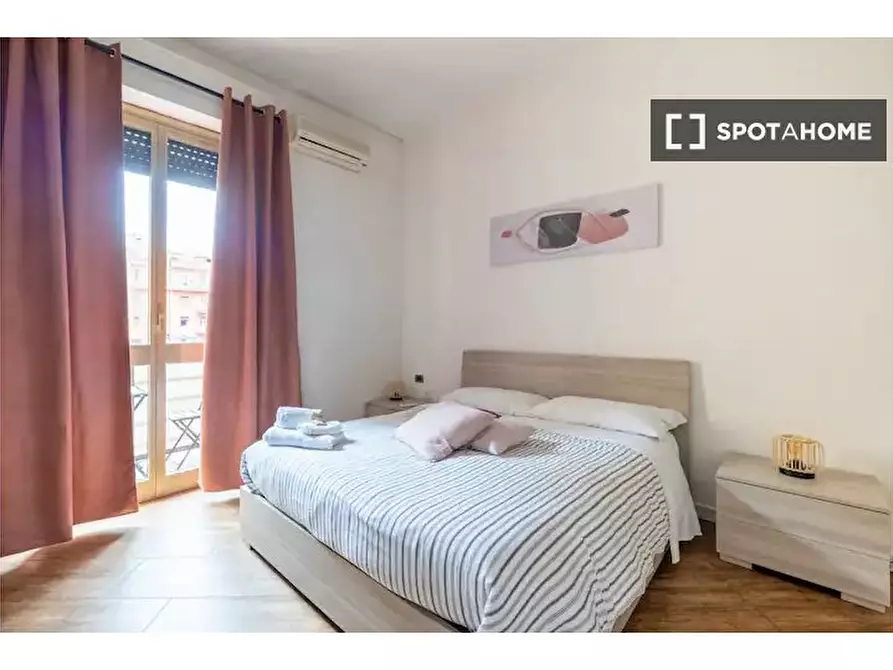 Immagine 2 di Appartamento in affitto  in Via degli Enotri a Roma