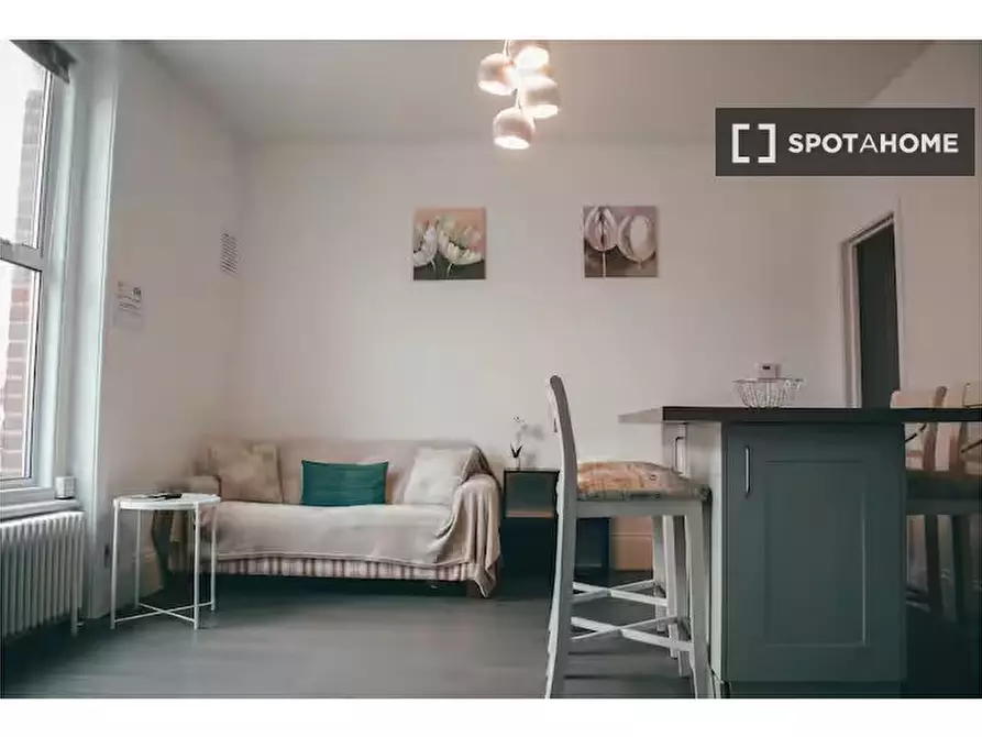 Immagine 9 di Appartamento in affitto  in A Heath Rd a Richmond
