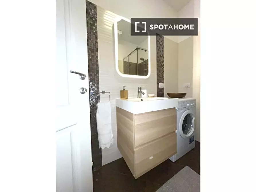 Immagine 9 di Ufficio in affitto  in Via della Pergola a Firenze