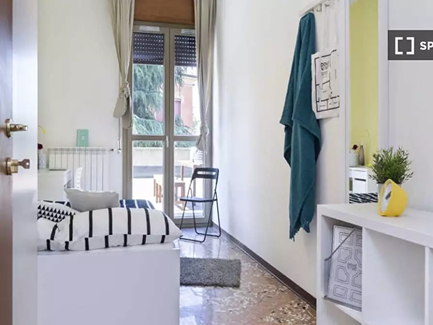 Immagine 4 di Camera condivisa in affitto  in Viale Giovanni Vicini a Bologna