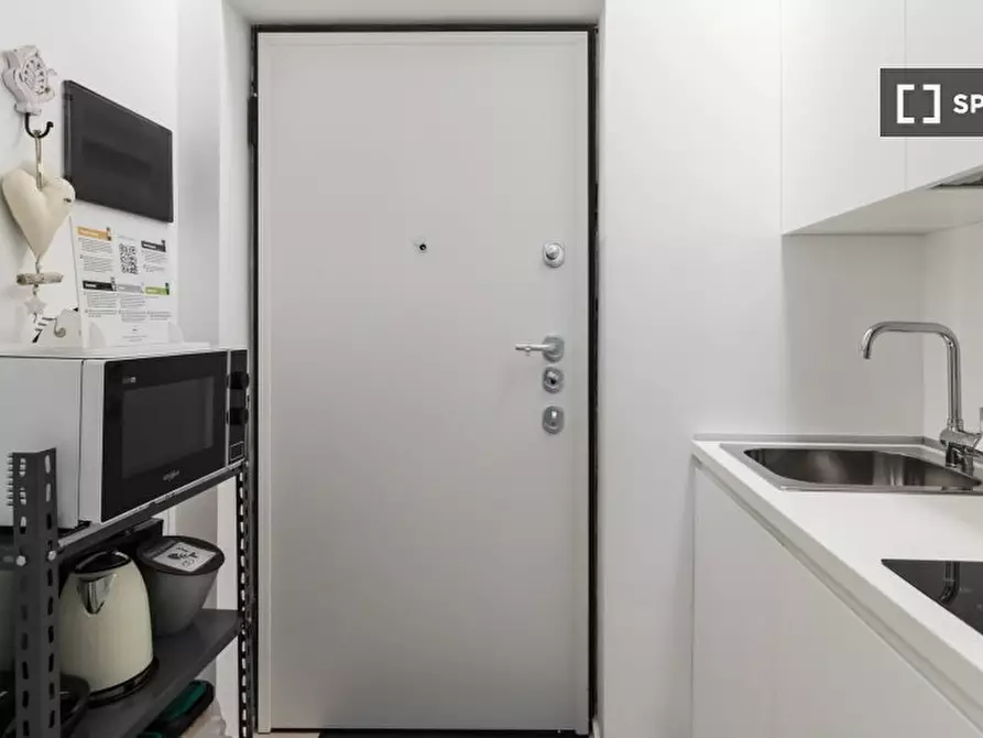 Immagine 8 di Appartamento in affitto  in Via Raffaello Sanzio a Milano