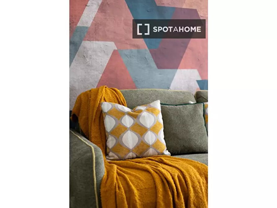 Immagine 14 di Appartamento in affitto  in Via Saluzzo a Roma