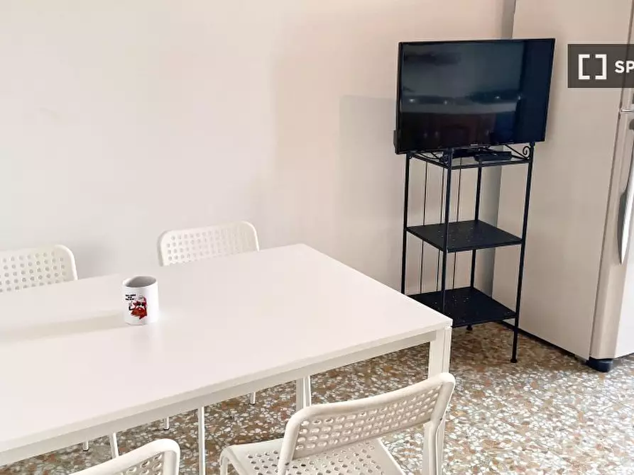 Immagine 12 di Camera condivisa in affitto  in VIA FRUSA/G a Firenze