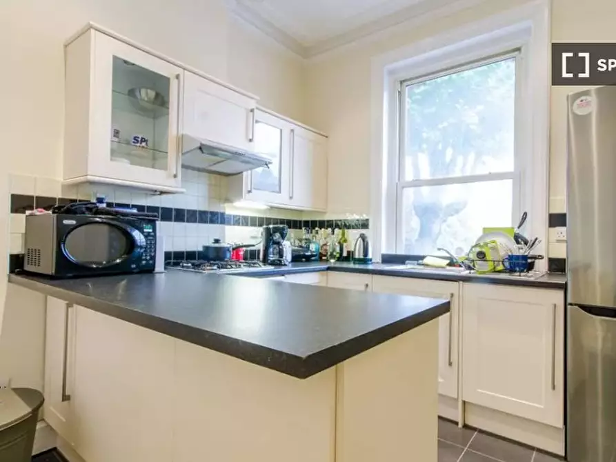 Immagine 3 di Appartamento in affitto  in B Finchley Rd a Camden Town