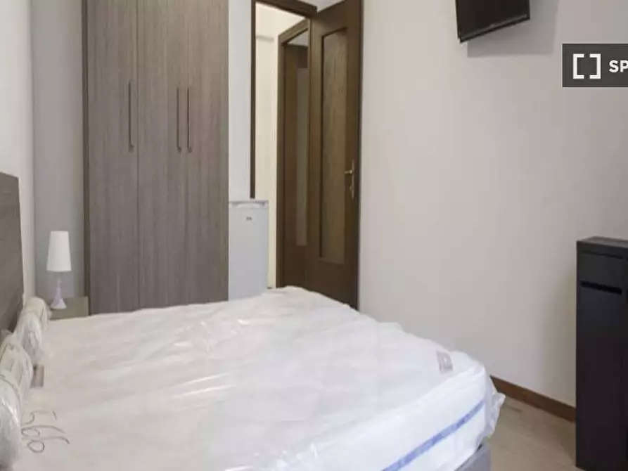 Immagine 4 di Camera condivisa in affitto  in VIA SOPERGA a Milano