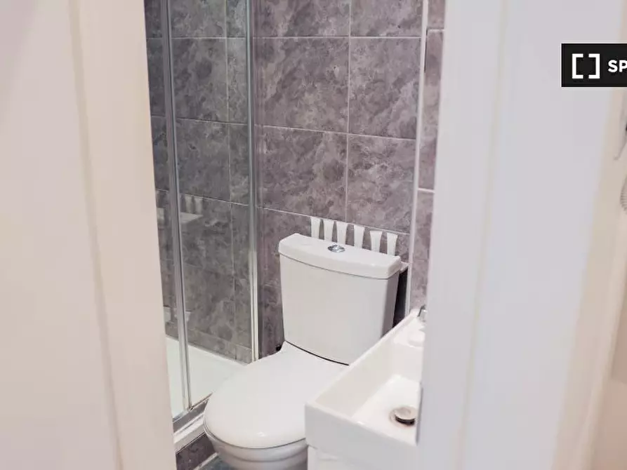 Immagine 4 di Ufficio in affitto  in Queensborough Terrace a Paddington