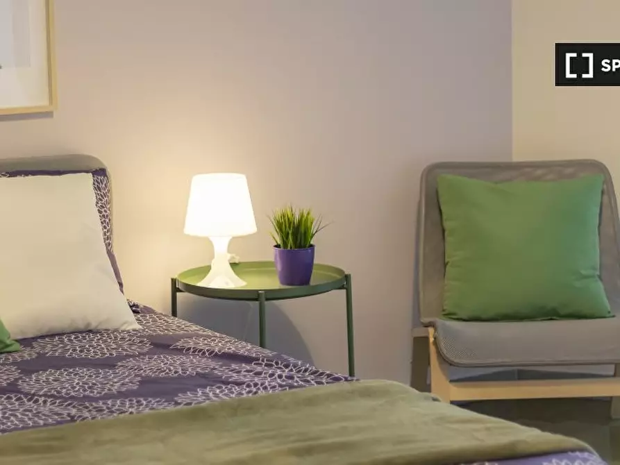 Immagine 2 di Camera condivisa in affitto  in Lungo Dora Napoli a Torino