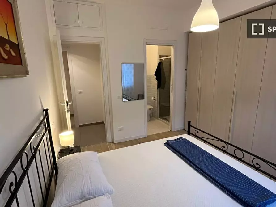 Immagine 11 di Camera condivisa in affitto  in Via Teano a Roma