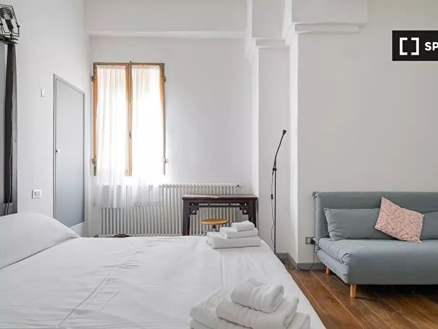 Immagine 14 di Appartamento in affitto  in Via del Pratello a Bologna