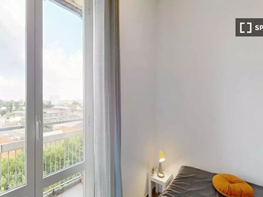 Immagine 6 di Camera condivisa in affitto  in Viale Molise a Milano