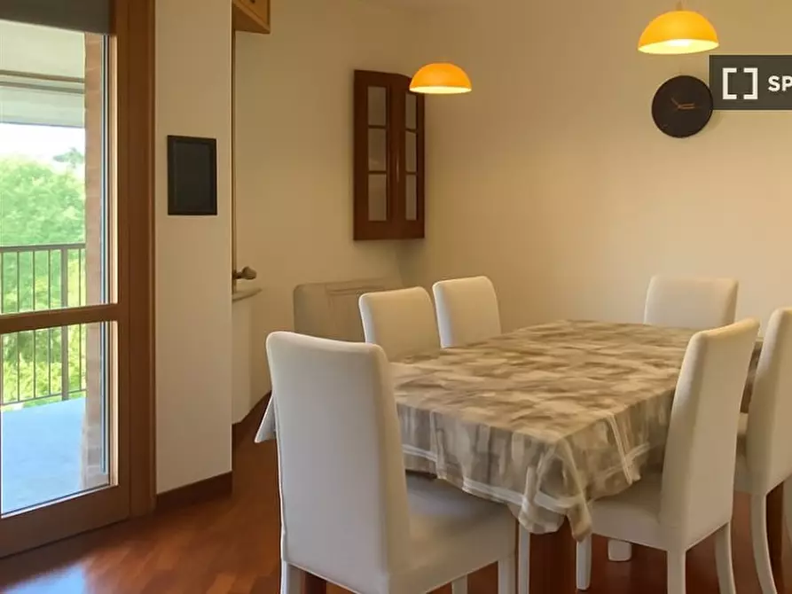 Immagine 2 di Appartamento in affitto  in Via Giambellino a Milano