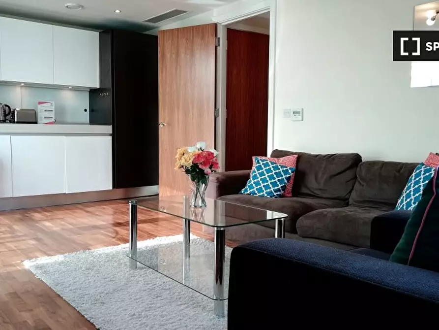 Immagine 5 di Appartamento in affitto  in Lamb's Passage a Islington