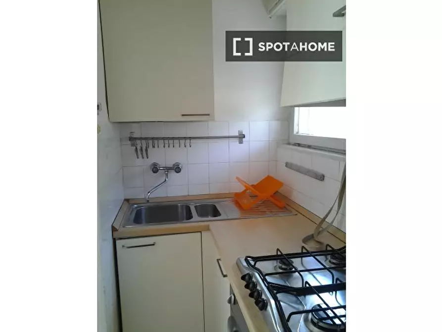 Immagine 16 di Camera condivisa in affitto  in Via Castelbarco a Trento