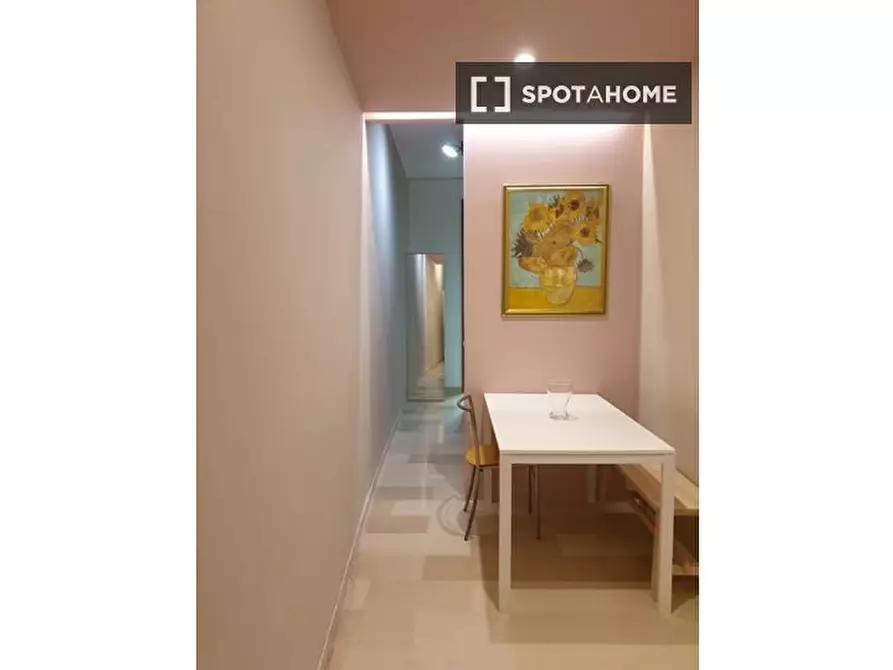 Immagine 19 di Appartamento in affitto  in Via dei Piatti a Milano