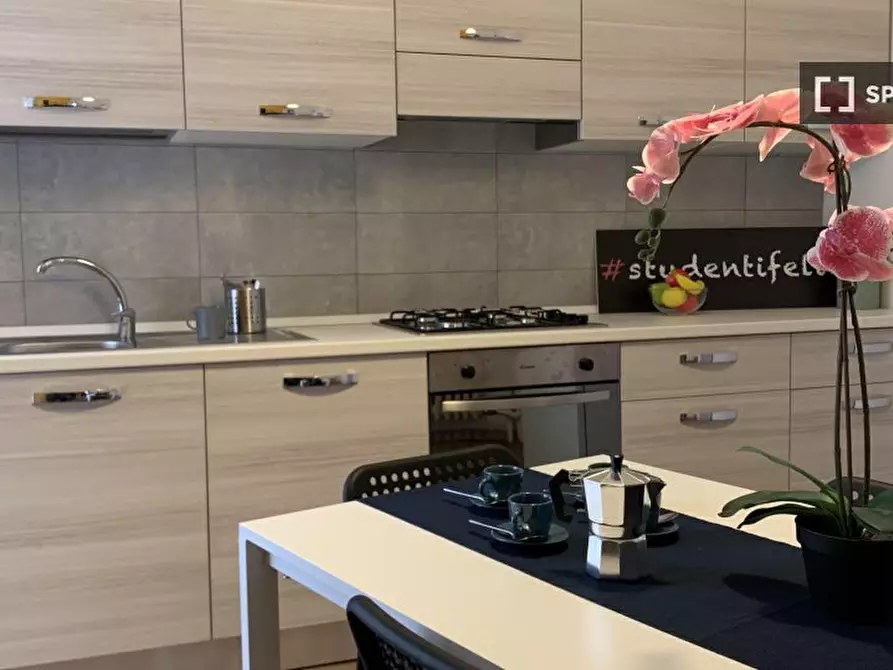 Immagine 8 di Camera condivisa in affitto  in Via Caraglio a Torino