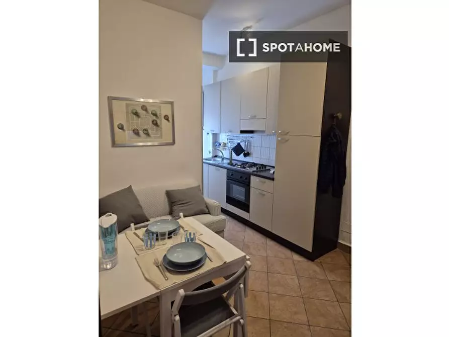 Immagine 1 di Appartamento in affitto  in Via Cascina Barocco a Milano