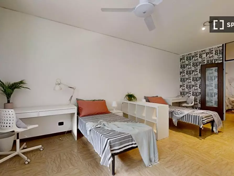 Immagine 3 di Camera condivisa in affitto  in VIA L. Ariosto a Padova