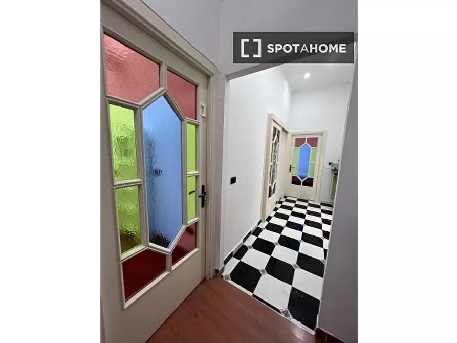 Immagine 7 di Appartamento in affitto  in Vico Catari a Napoli