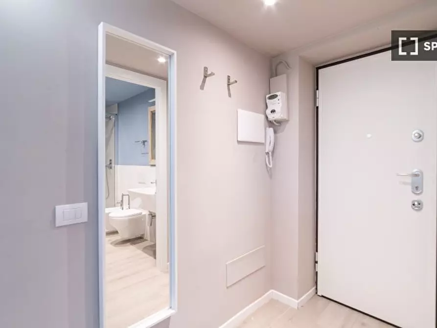 Immagine 9 di Ufficio in affitto  in V. Adige a Milano