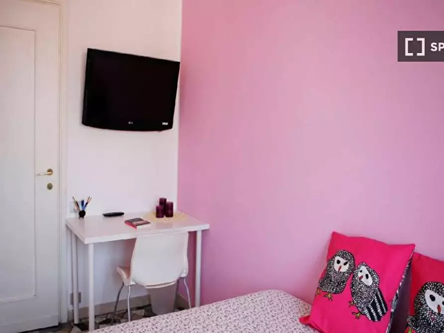 Immagine 6 di Camera condivisa in affitto  in Viale Romagna a Milano