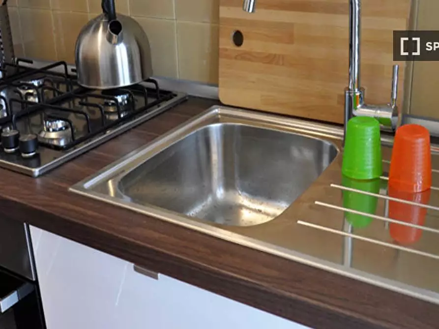 Immagine 19 di Camera condivisa in affitto  in Via Tortona a Milano