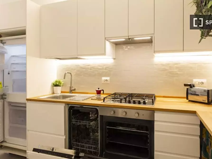 Immagine 5 di Appartamento in affitto  in Viale Brenta a Milano