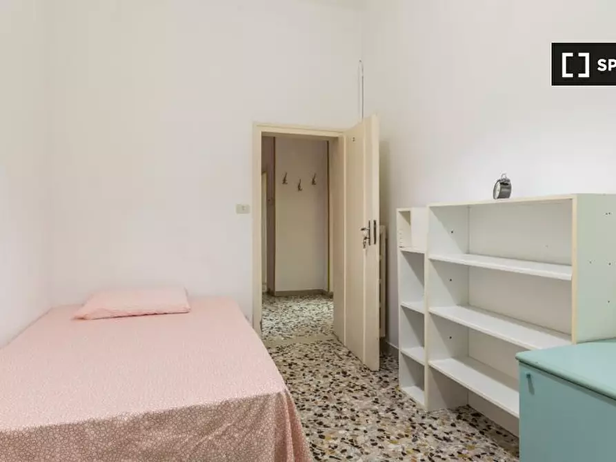 Immagine 2 di Camera condivisa in affitto  in Via Bambaglioli Graziolo a Bologna
