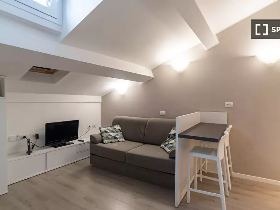 Immagine 3 di Ufficio in affitto  in V. Adige a Milano