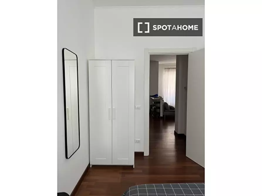 Immagine 16 di Appartamento in affitto  in Via Muzio Attendolo a Roma