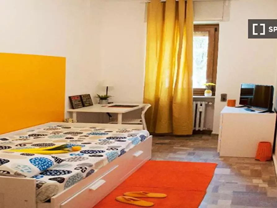 Immagine 1 di Camera condivisa in affitto  in Via Bassini a Milano