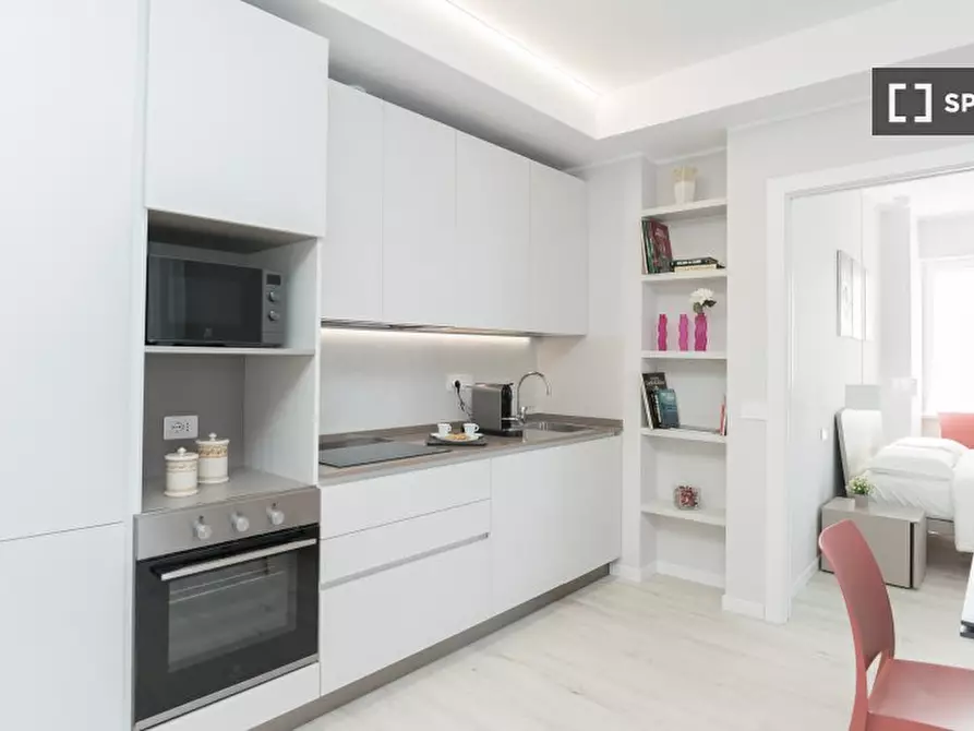 Immagine 2 di Appartamento in affitto  in Via Alfredo Comandini a Milano