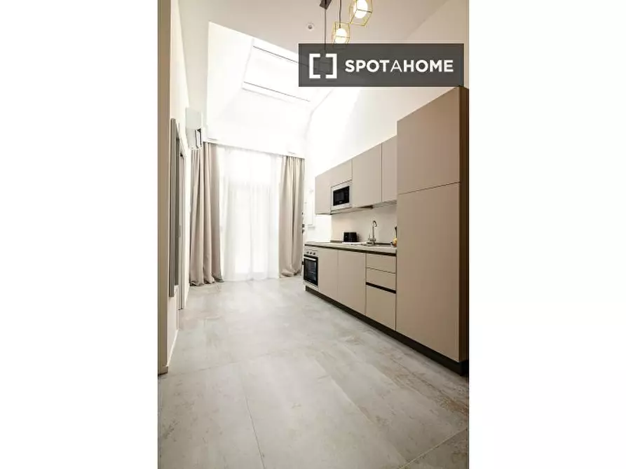 Immagine 3 di Appartamento in affitto  in Via Francesco Albani a Bologna