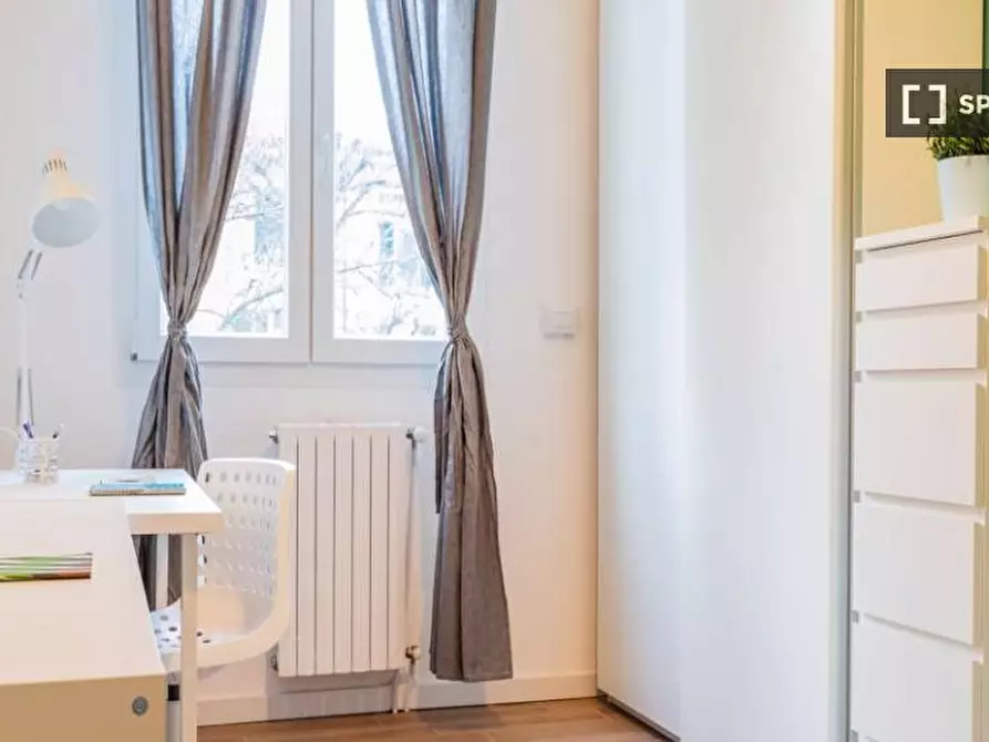 Immagine 5 di Camera condivisa in affitto  in Viale Alfredo Oriani a Bologna