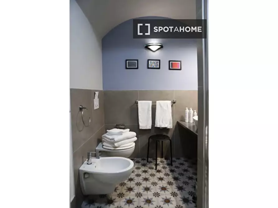 Immagine 13 di Appartamento in affitto  in Vico SS. Filippo e Giacomo a Napoli