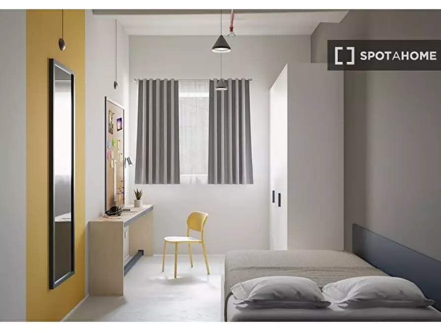 Immagine 1 di Camera condivisa in affitto  in Via Giuseppe Tartini a Firenze