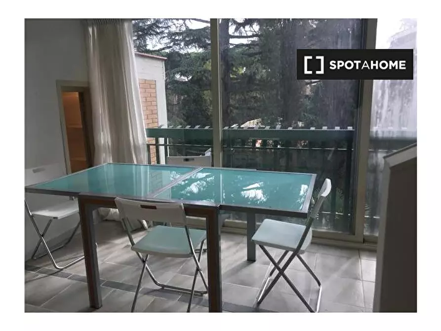 Immagine 9 di Appartamento in affitto  in P.za dei Giuochi Delfici a Roma