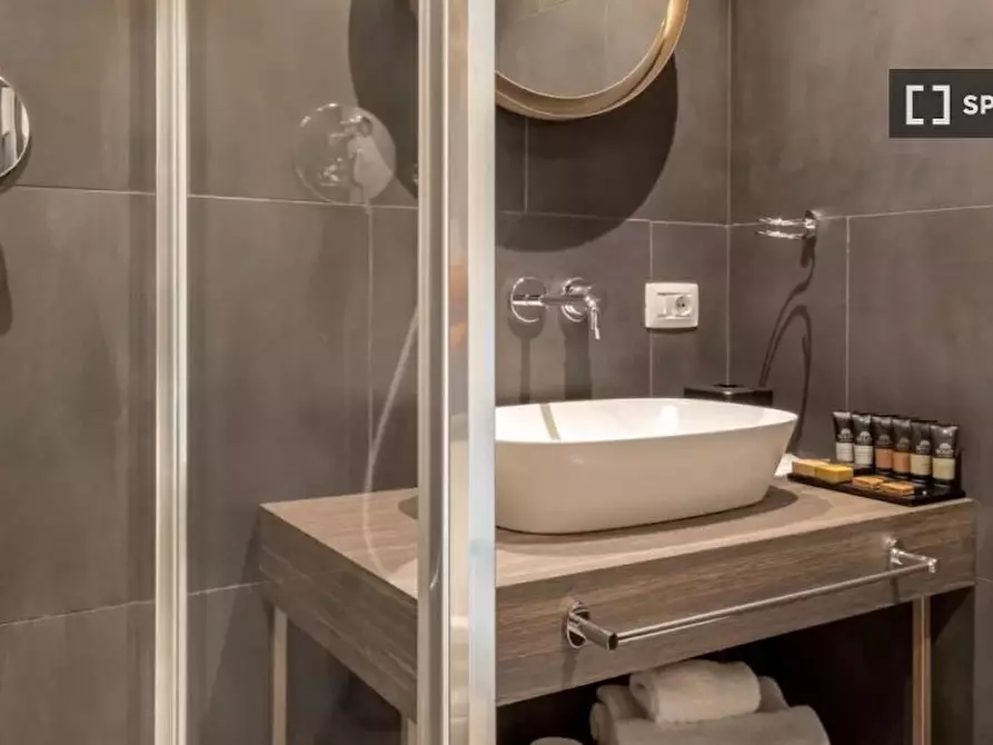 Immagine 15 di Appartamento in affitto  in Via Spadari a Milano