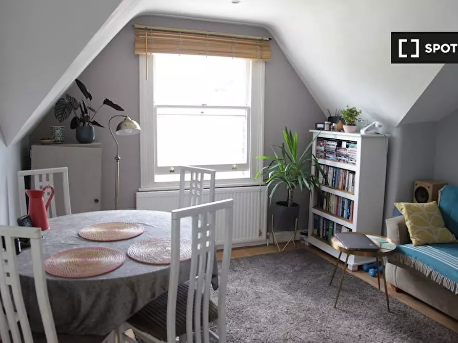 Immagine 6 di Camera condivisa in affitto  in Flat 3, 168 Knight's Hill, West Norwood, London a Lambeth