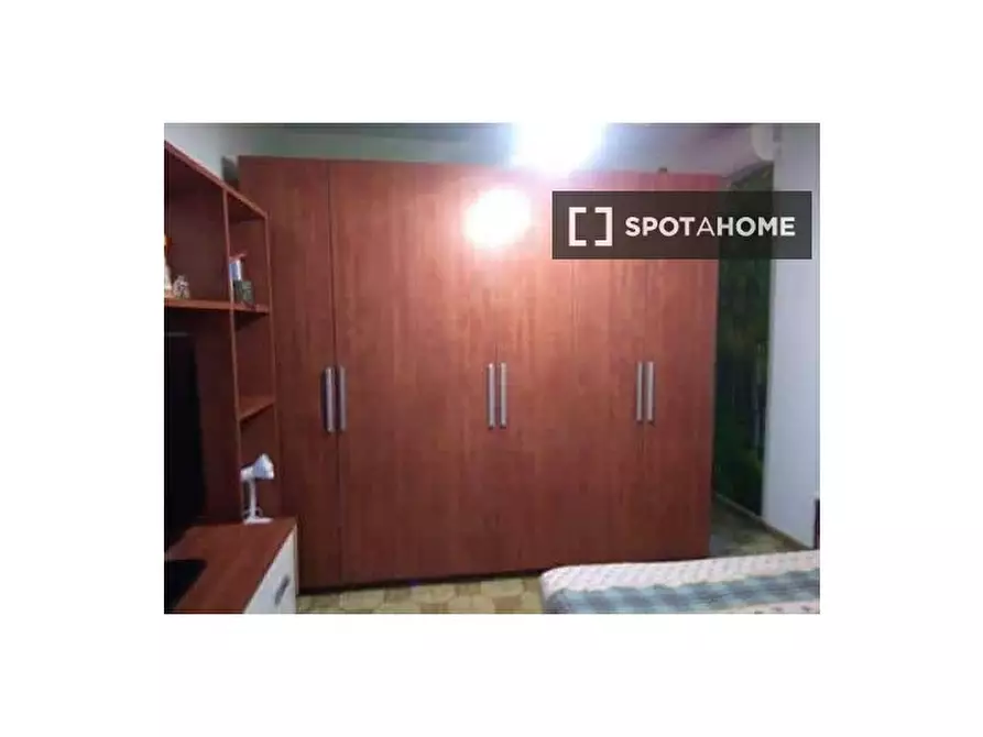Immagine 10 di Appartamento in affitto  in Via Acquaroni a Roma