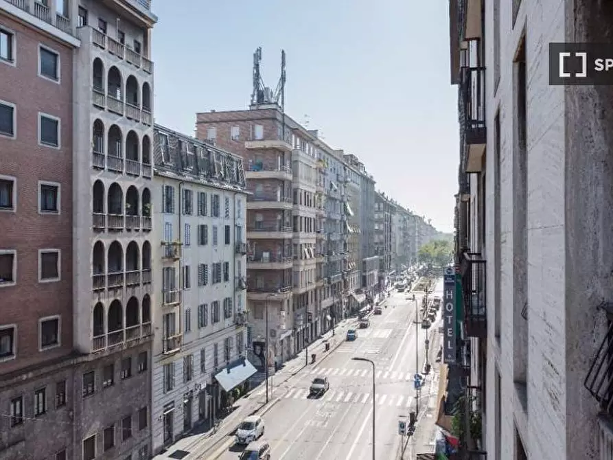 Immagine 10 di Camera condivisa in affitto  in Viale Tunisia a Milano