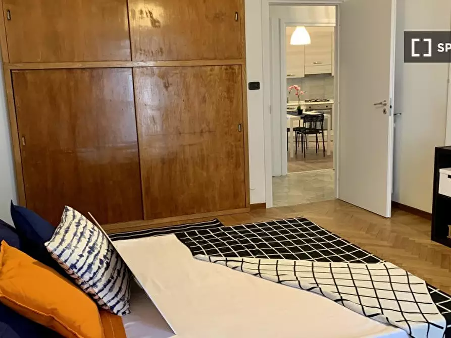 Immagine 3 di Camera condivisa in affitto  in Via Caraglio a Torino