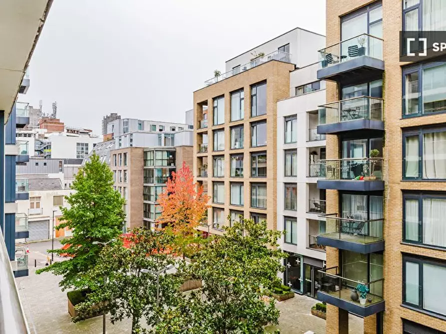 Immagine 5 di Appartamento in affitto  in Pear Tree St a Islington