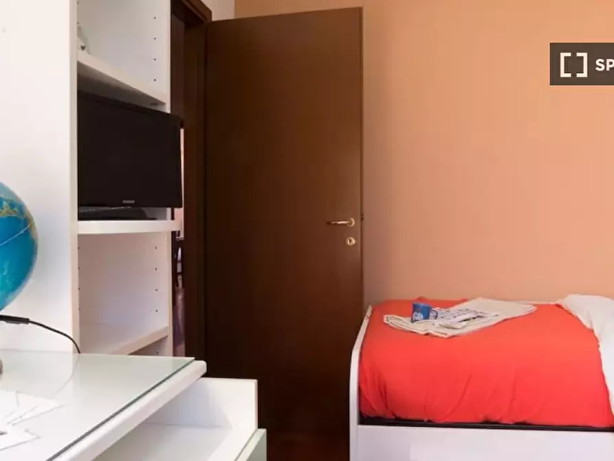 Immagine 12 di Appartamento in affitto  in Via Francesco Caracciolo a Milano