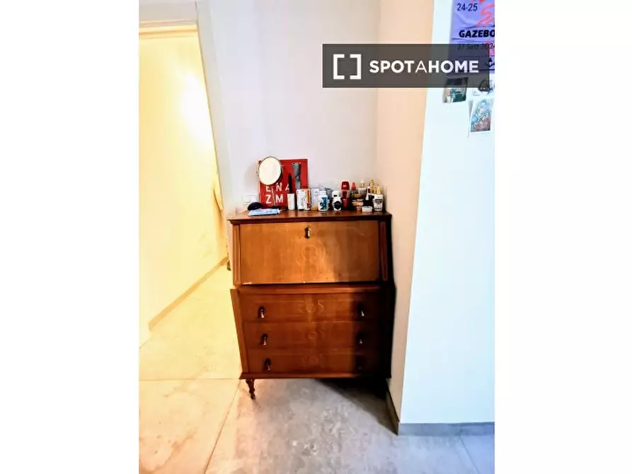 Immagine 11 di Camera condivisa in affitto  in Via Irma Bandiera a Bologna