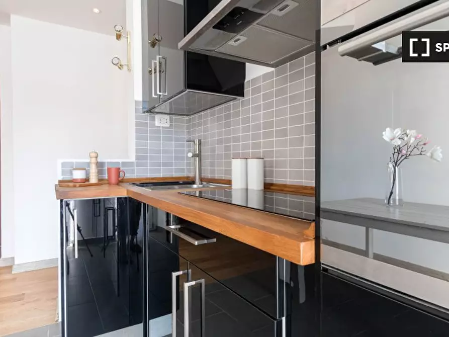 Immagine 12 di Camera condivisa in affitto  in Via Intra a Milano