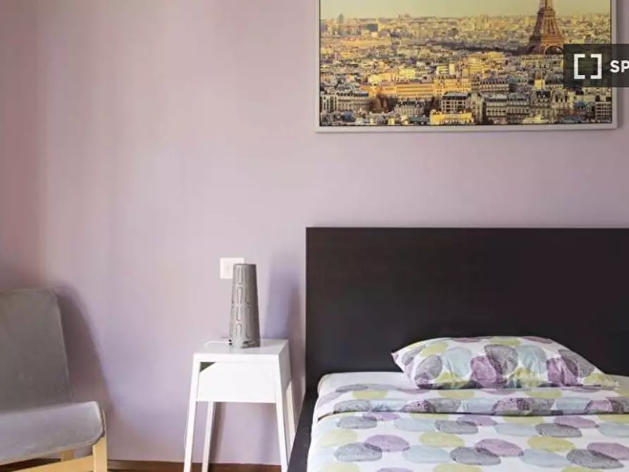 Immagine 6 di Camera condivisa in affitto  in Via Valvassori Peroni a Milano