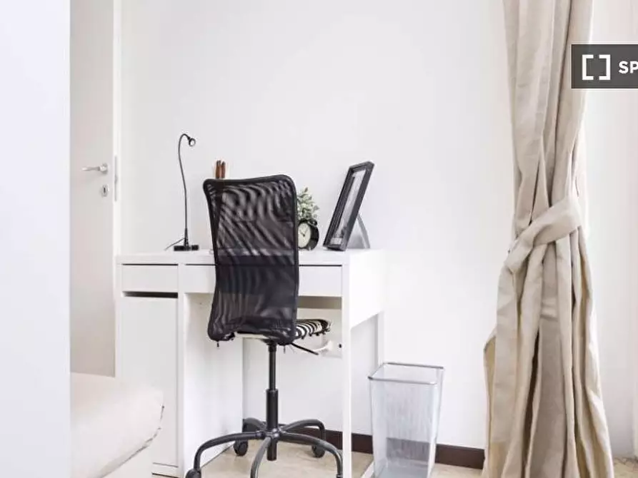 Immagine 6 di Camera condivisa in affitto  in Viale Carlo Espinasse a Milano