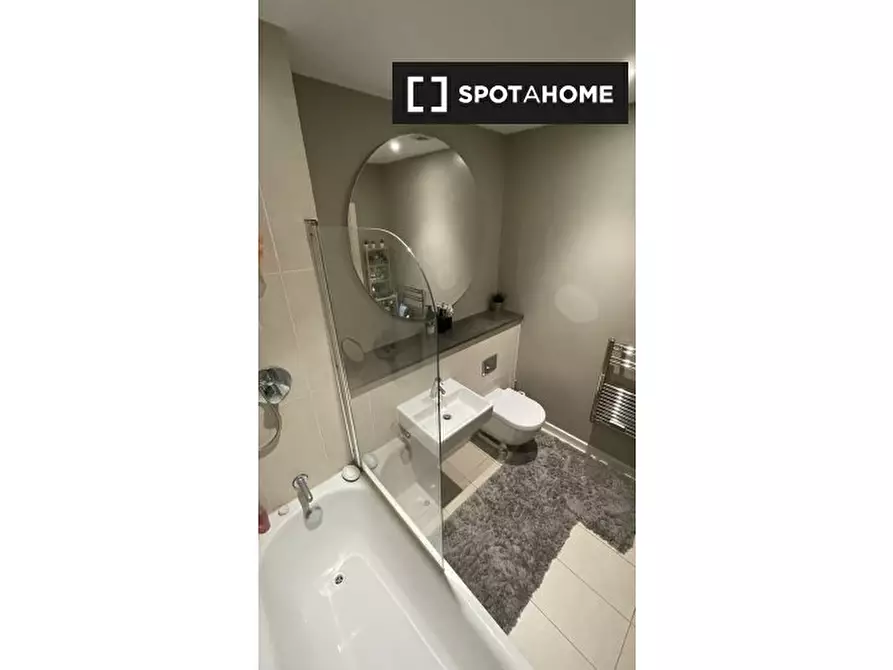 Immagine 5 di Camera condivisa in affitto  in Copenhagen Pl a Poplar